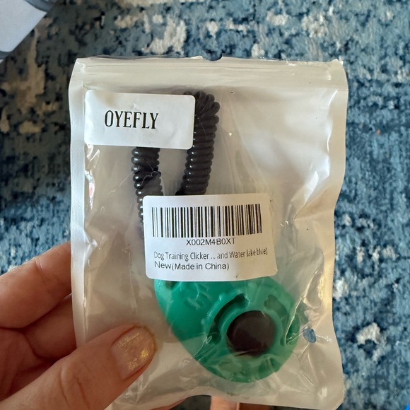 Pet Dog Cat Training Clicker with Wrist Strap 🌿 - Picture 3 of 4